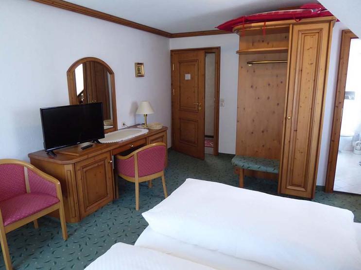 Decker'S Bio Hotel Zum Lamm Baiersbronn Esterno foto